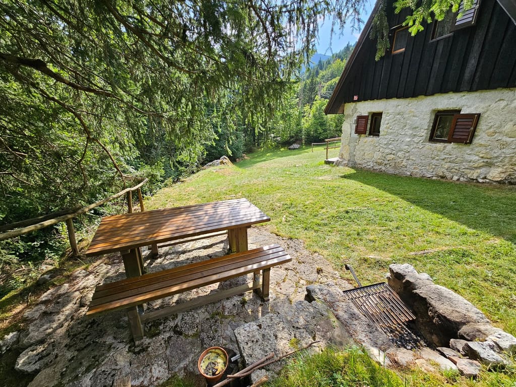 Hiša za najem / House  for rent